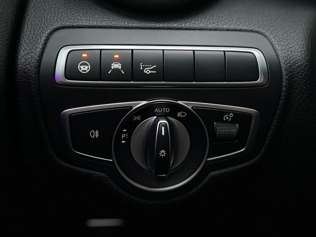 Mercedes-Benz C 300 2019
