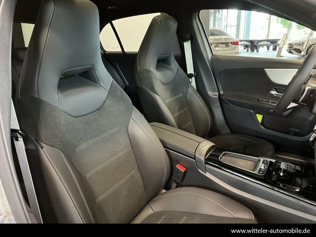 Mercedes-Benz A 180 2025