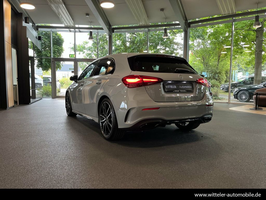 Mercedes-Benz A 180 2025