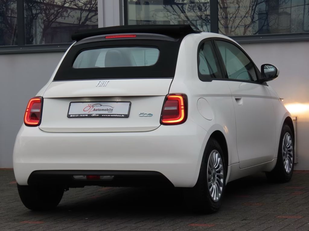 Fiat 500e 2023