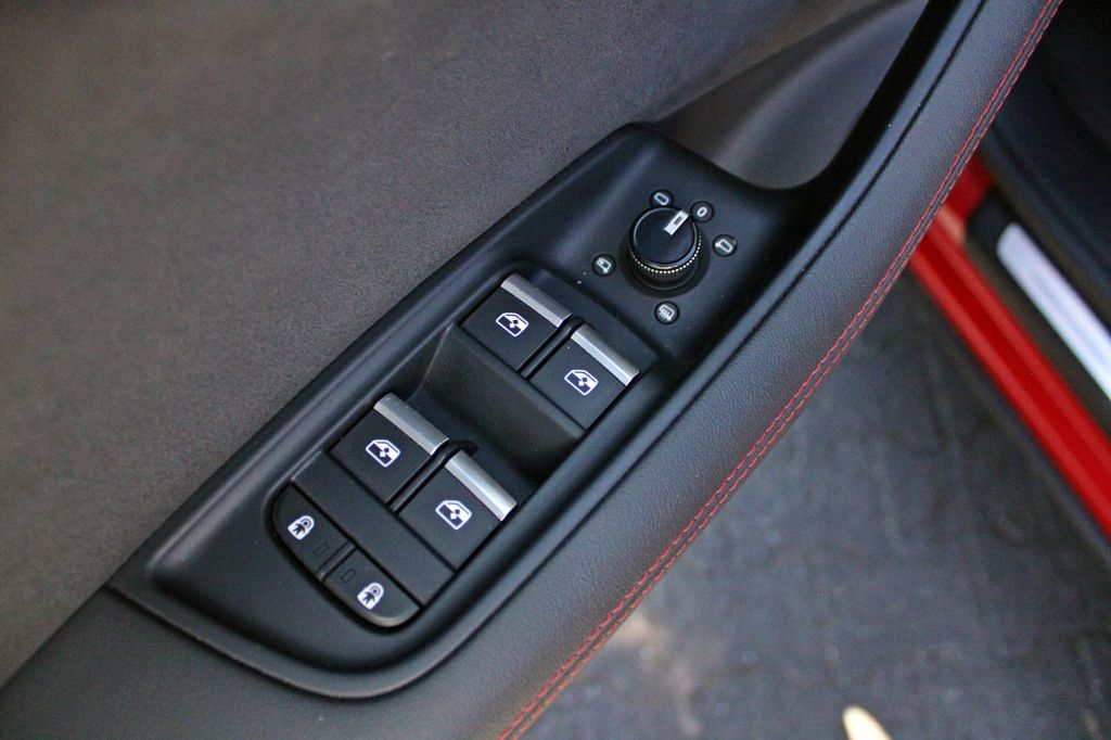 Audi SQ8 2024