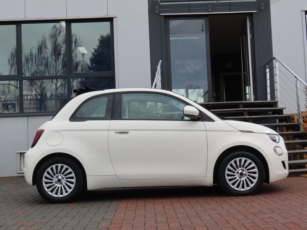 Fiat 500e 2023