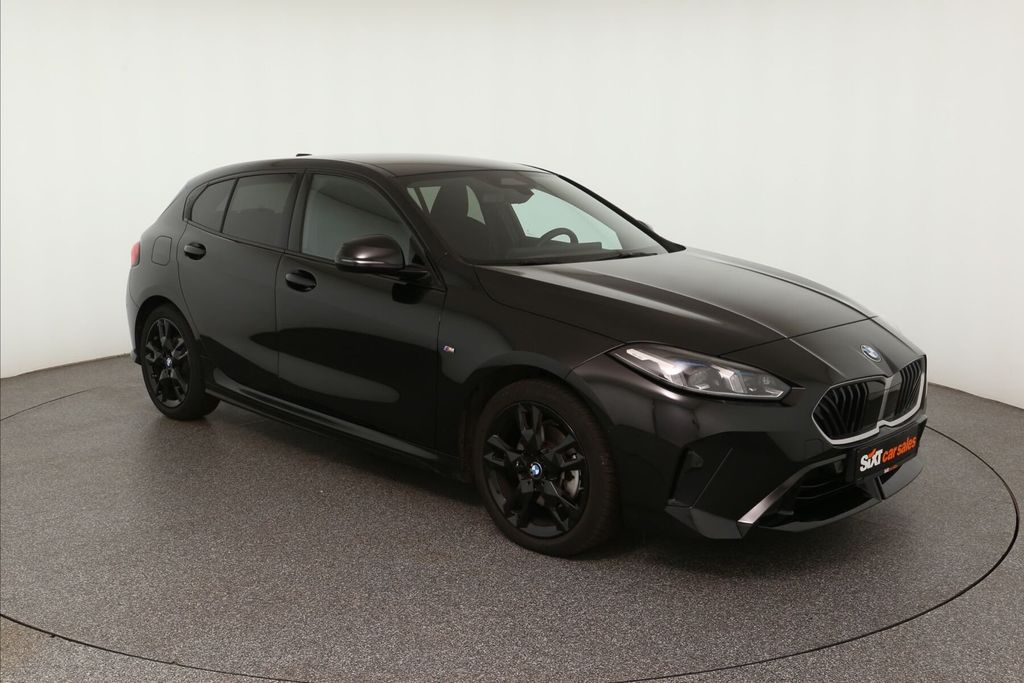 BMW 118 2025