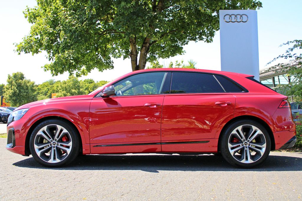 Audi SQ8 2024