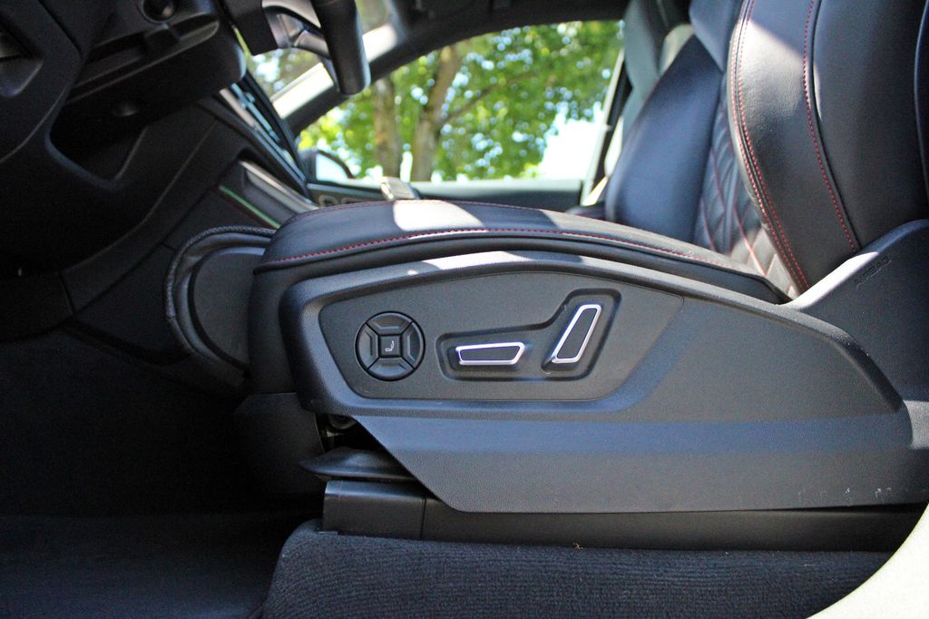 Audi SQ8 2024