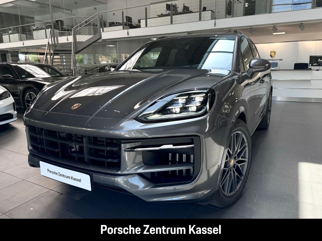 Porsche Cayenne 2025