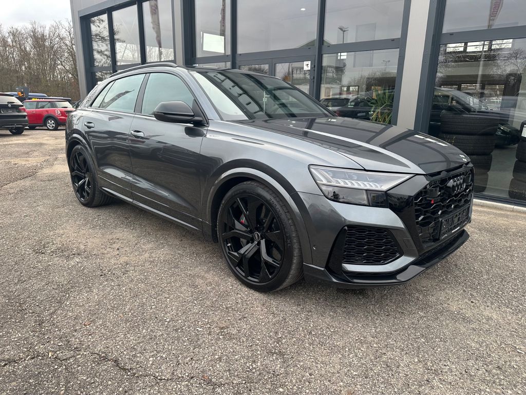 Audi RSQ8 2024