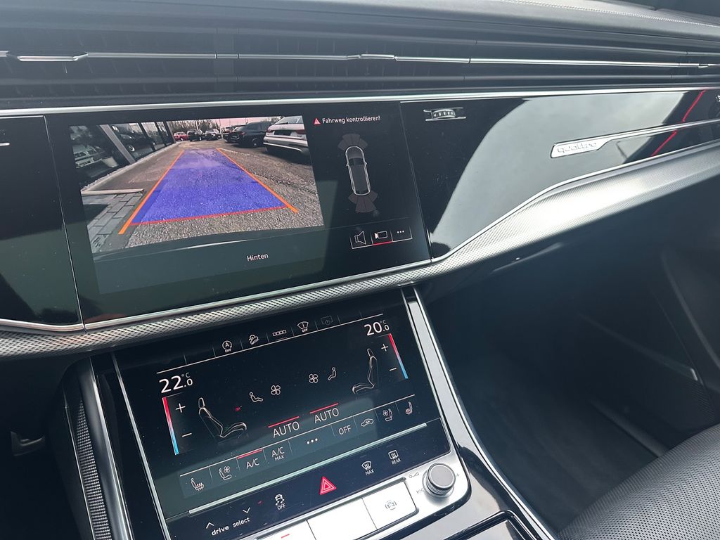 Audi RSQ8 2024
