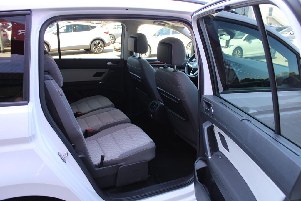 Volkswagen Touran 2024