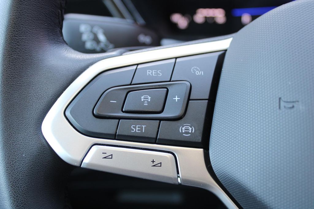Volkswagen Touran 2024