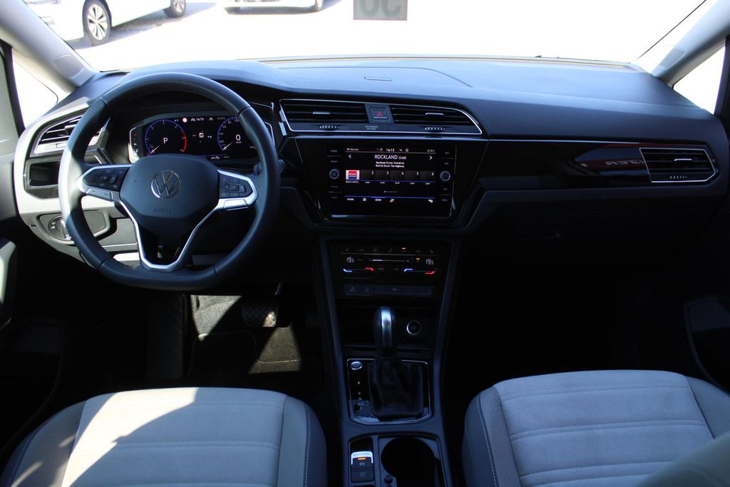 Volkswagen Touran 2024