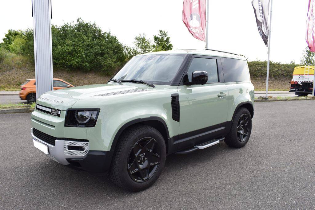 Land Rover Defender 2023