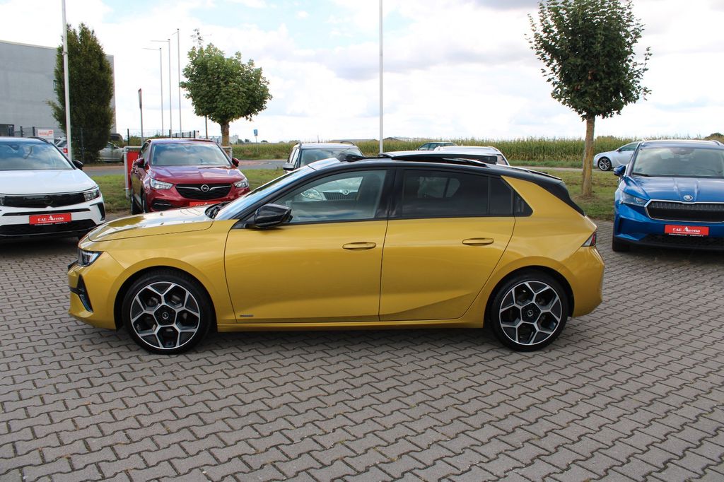 Opel Astra 2022