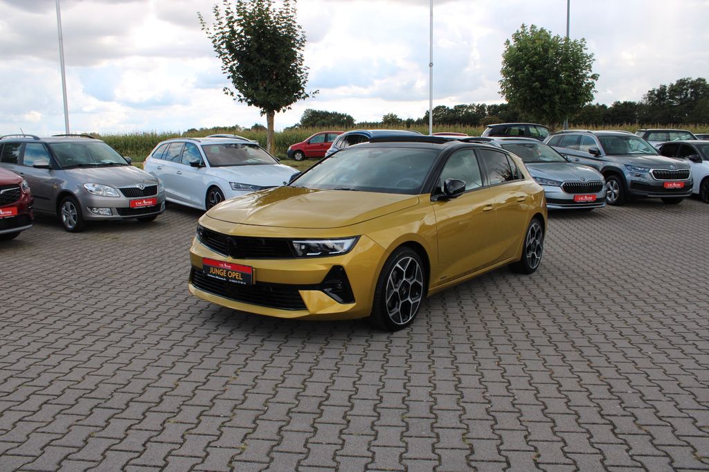 Opel Astra 2022