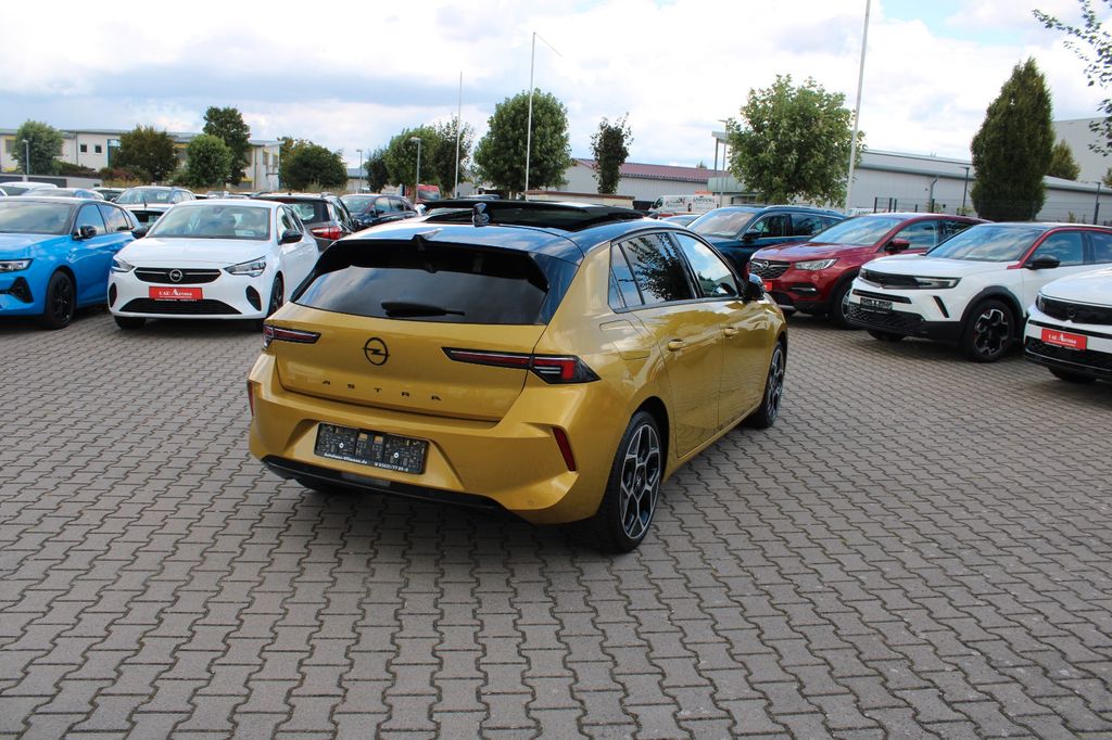 Opel Astra 2022