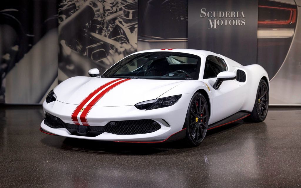 Ferrari 296 GTS 2023