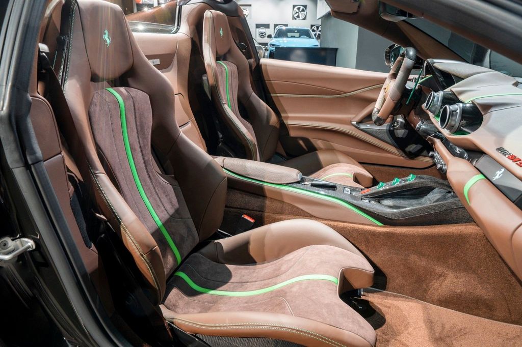 Ferrari 812 2022