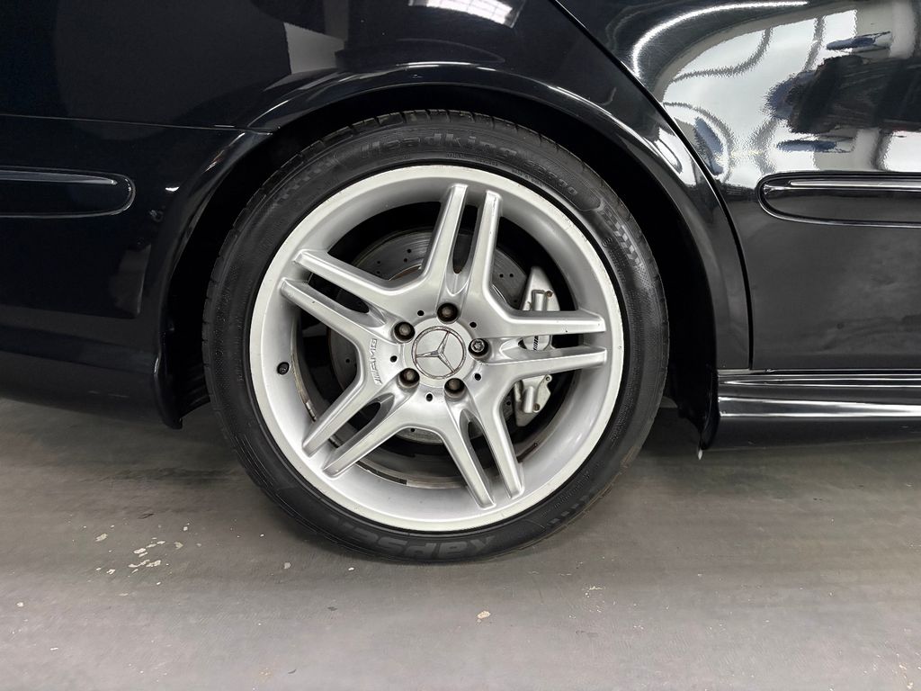 Mercedes-Benz E 55 AMG 2003