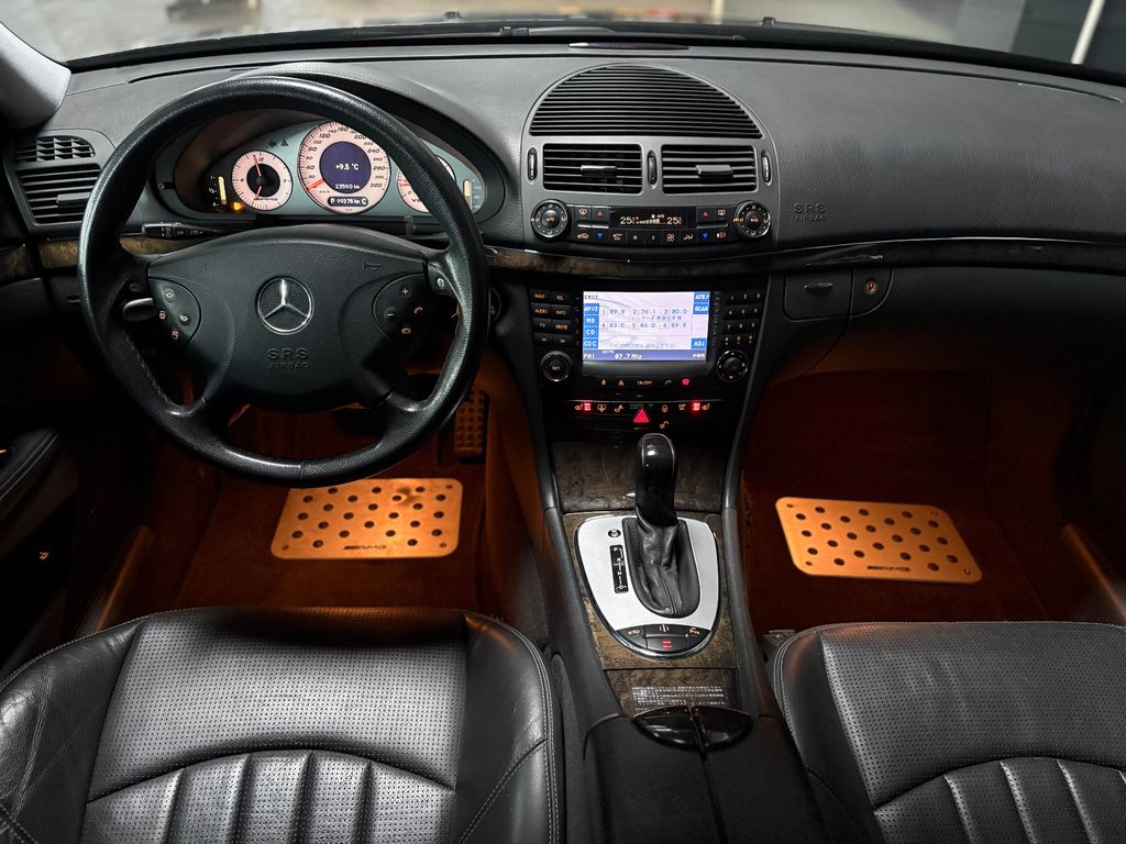 Mercedes-Benz E 55 AMG 2003