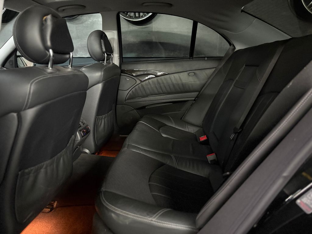 Mercedes-Benz E 55 AMG 2003