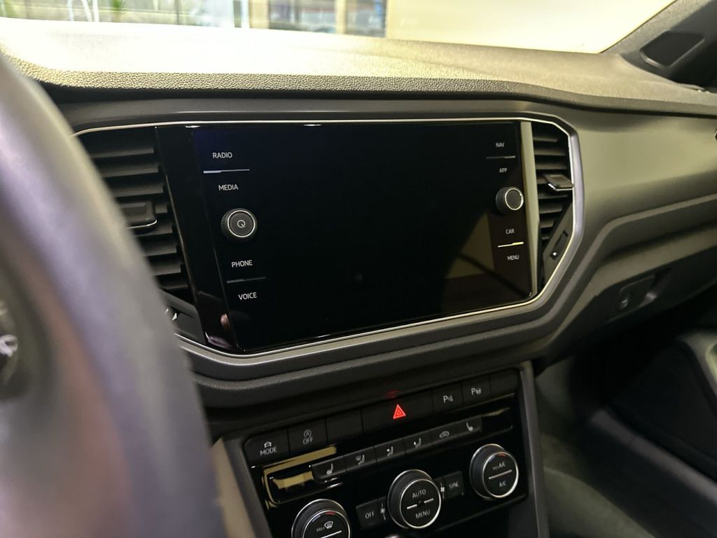 Volkswagen T-Roc 2021