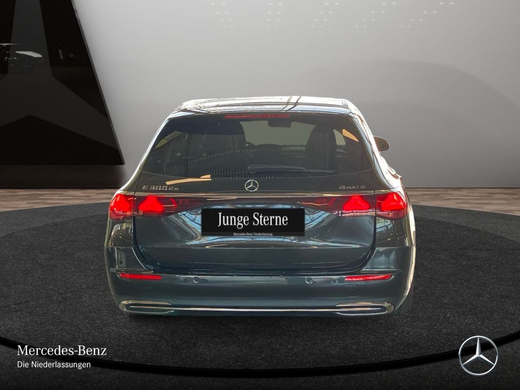 Mercedes-Benz E 300 2025