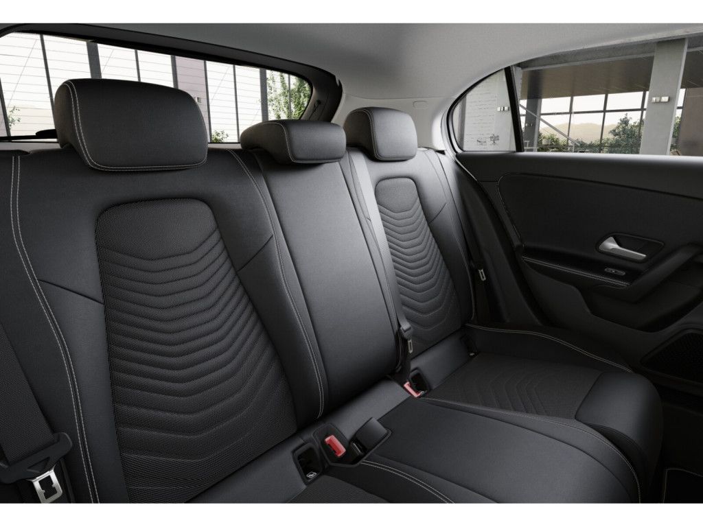 Mercedes-Benz A 200 2024