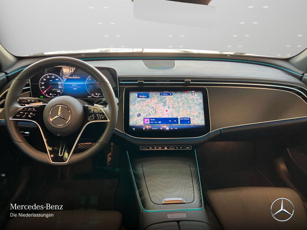 Mercedes-Benz E 300 2025