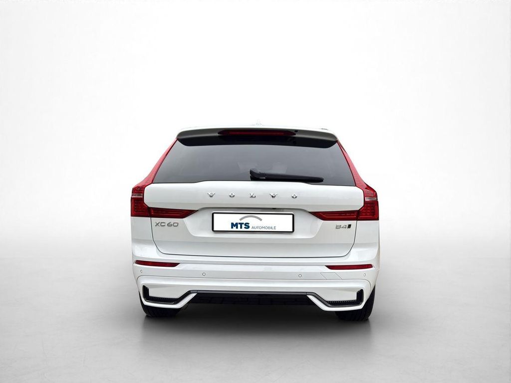Volvo XC60 2022