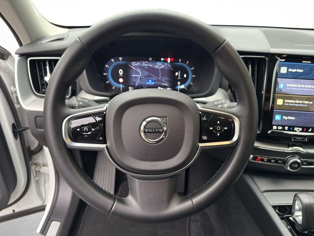 Volvo XC60 2022