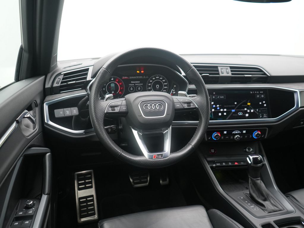 Audi RSQ3 2022