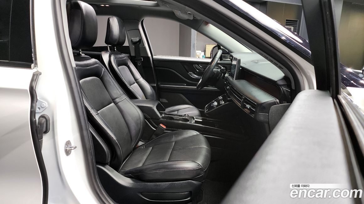 Lincoln Corsair 2021