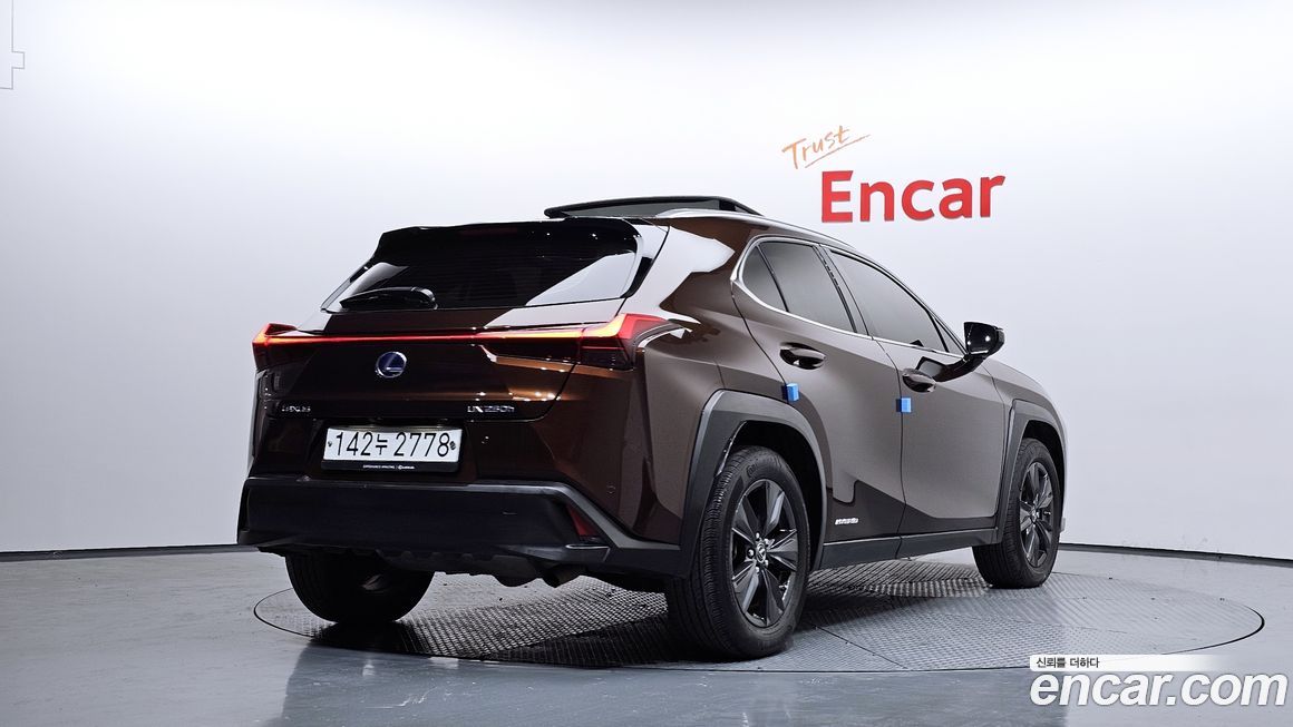 Lexus UX 2019