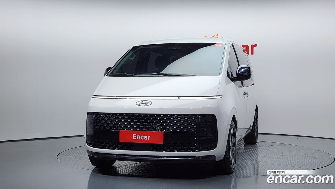 Hyundai Staria 2023