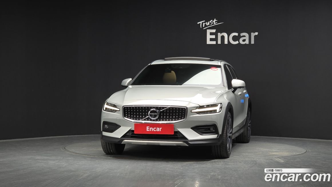 Volvo V60 2021