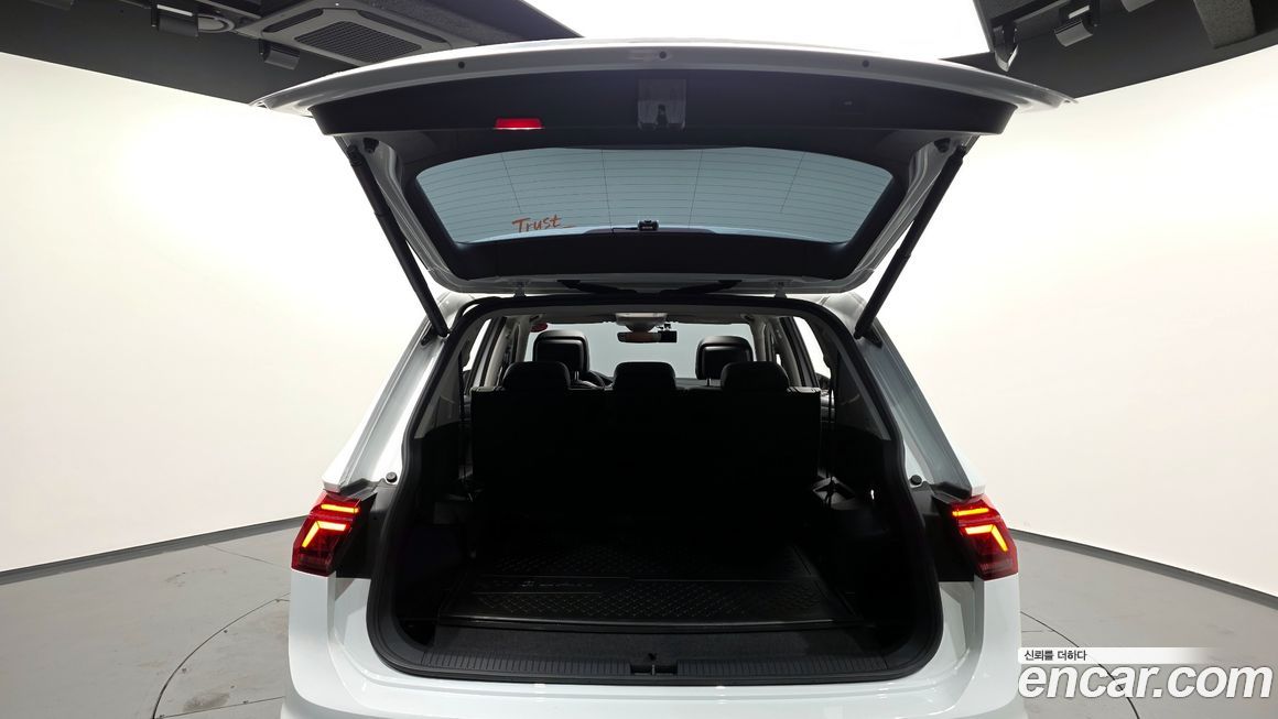 Volkswagen Tiguan 2024