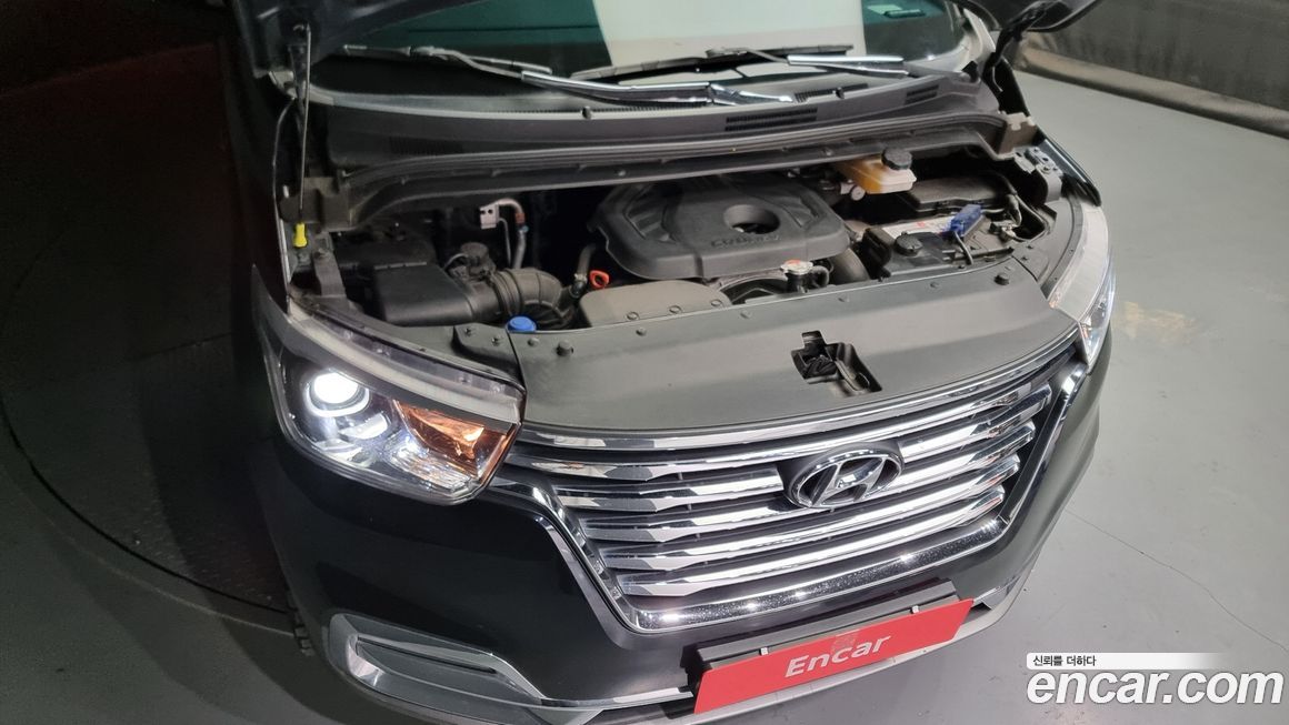 Hyundai Starex 2019