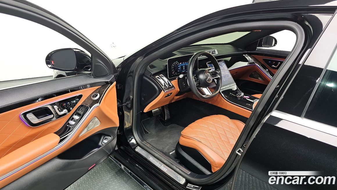 Mercedes-Benz S-Class 2023
