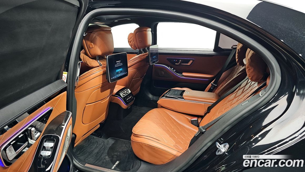 Mercedes-Benz S-Class 2023