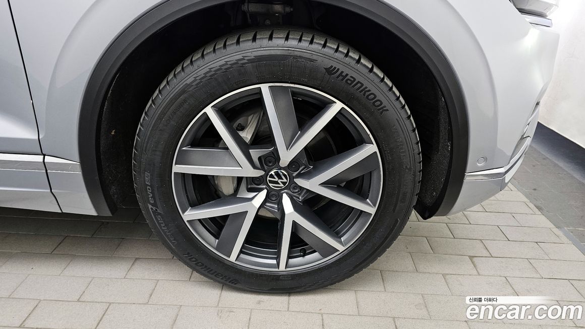 Volkswagen Touareg 2021