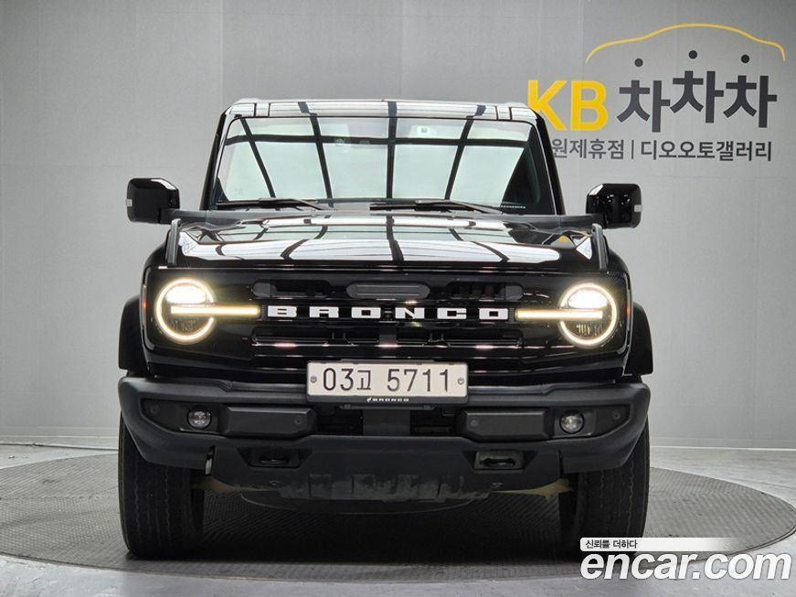 Ford Bronco 2022