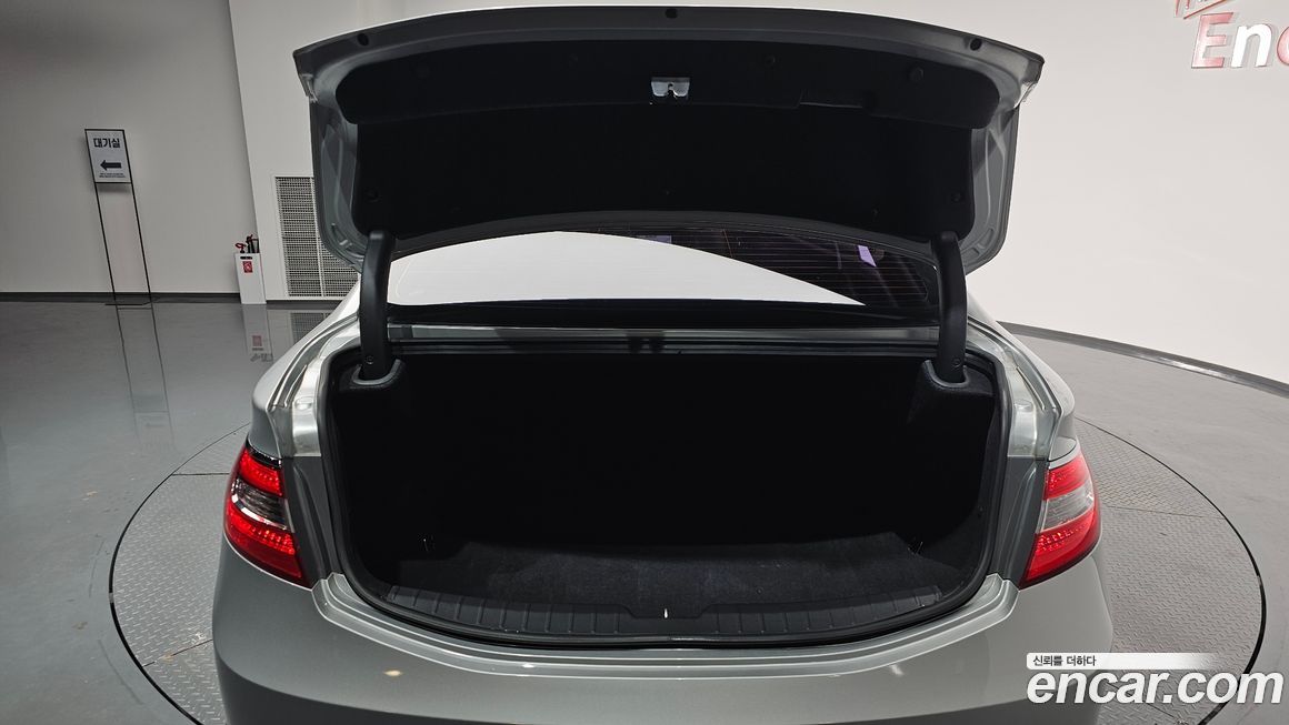 Hyundai Grandeur 2015