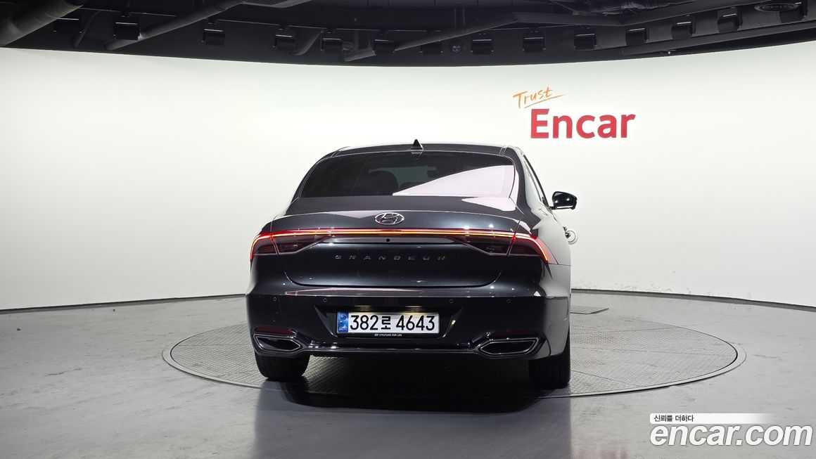 Hyundai Grandeur 2022