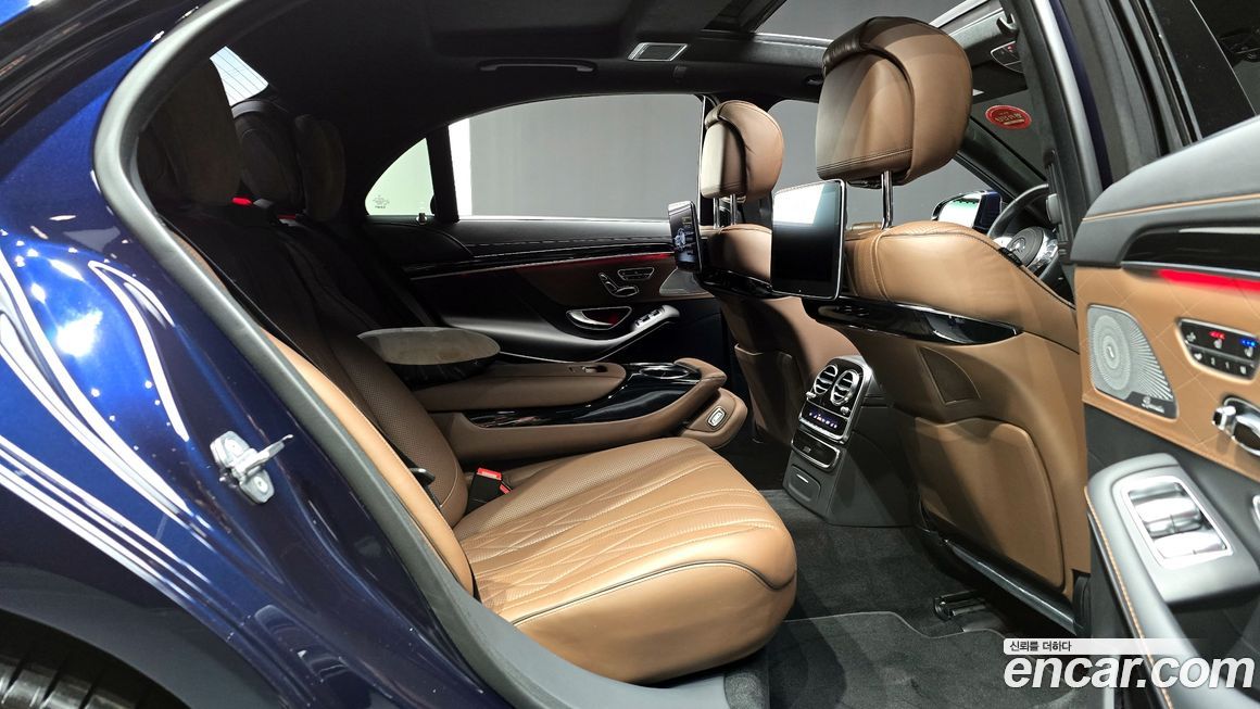 Mercedes-Benz S-Class 2020