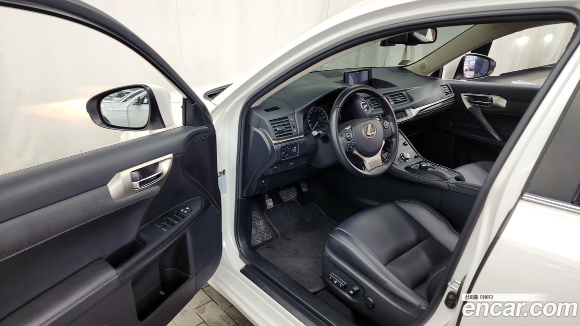 Lexus CT200h 2018
