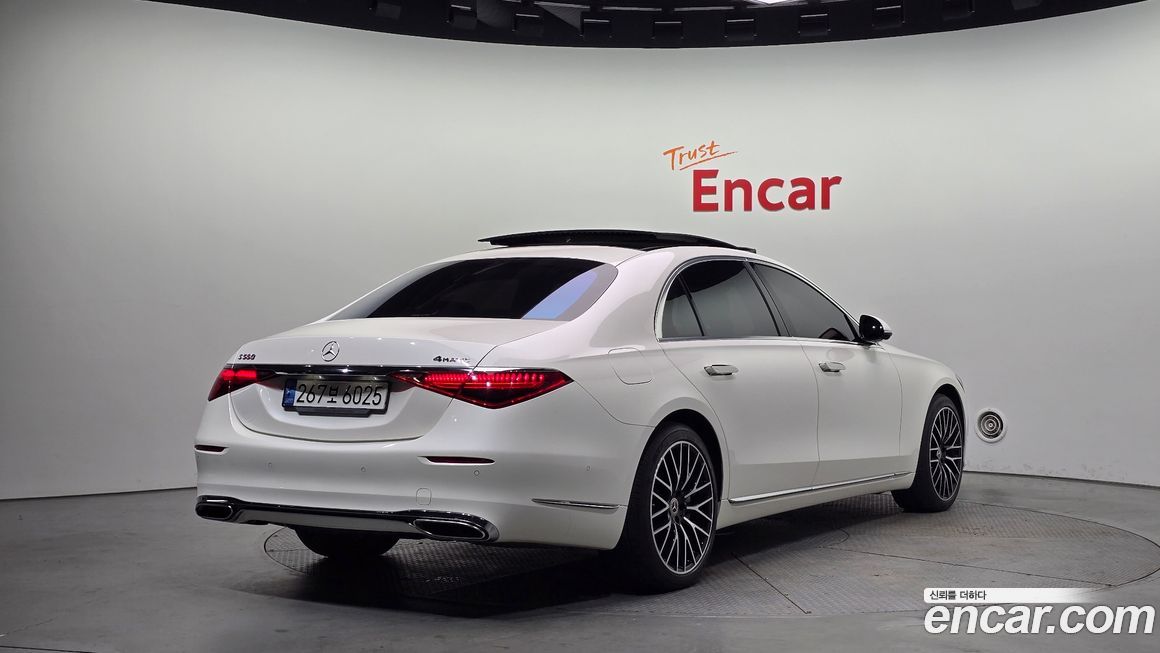 Mercedes-Benz S-Class 2022