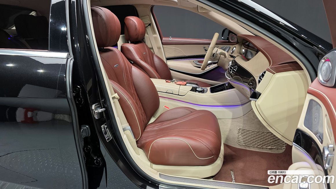 Mercedes-Benz S-Class 2020