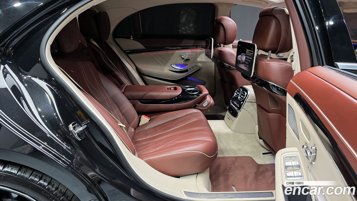 Mercedes-Benz S-Class 2020