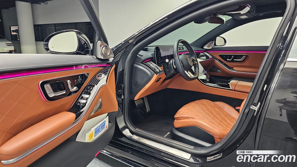 Mercedes-Benz S-Class 2023