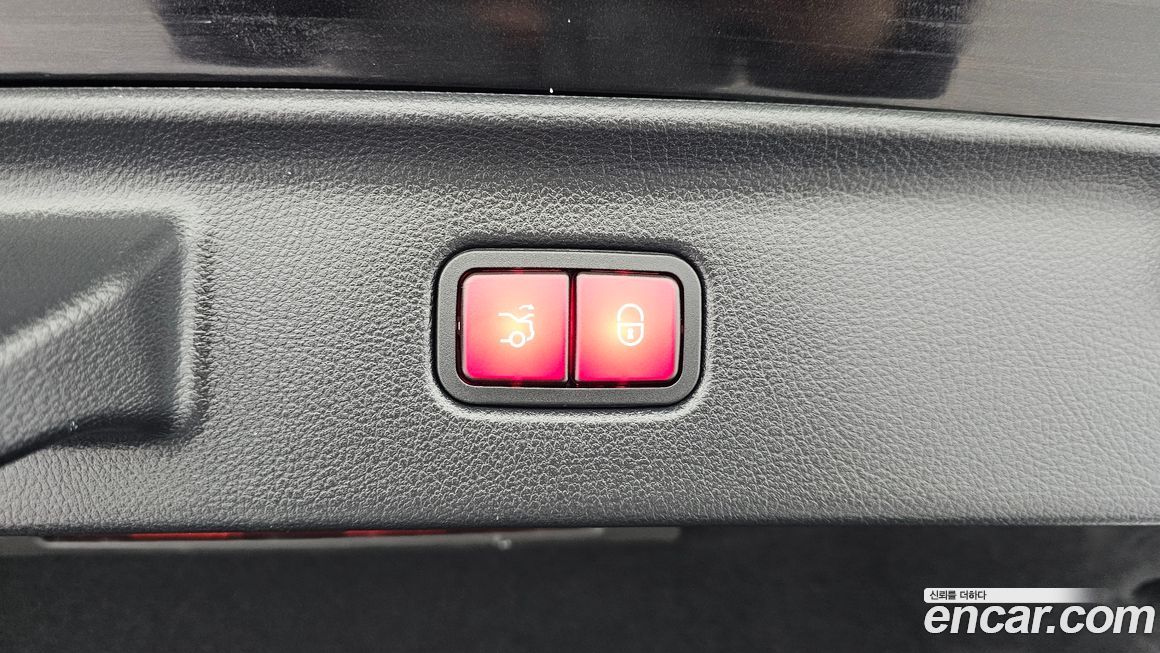 Mercedes-Benz S-Class 2023